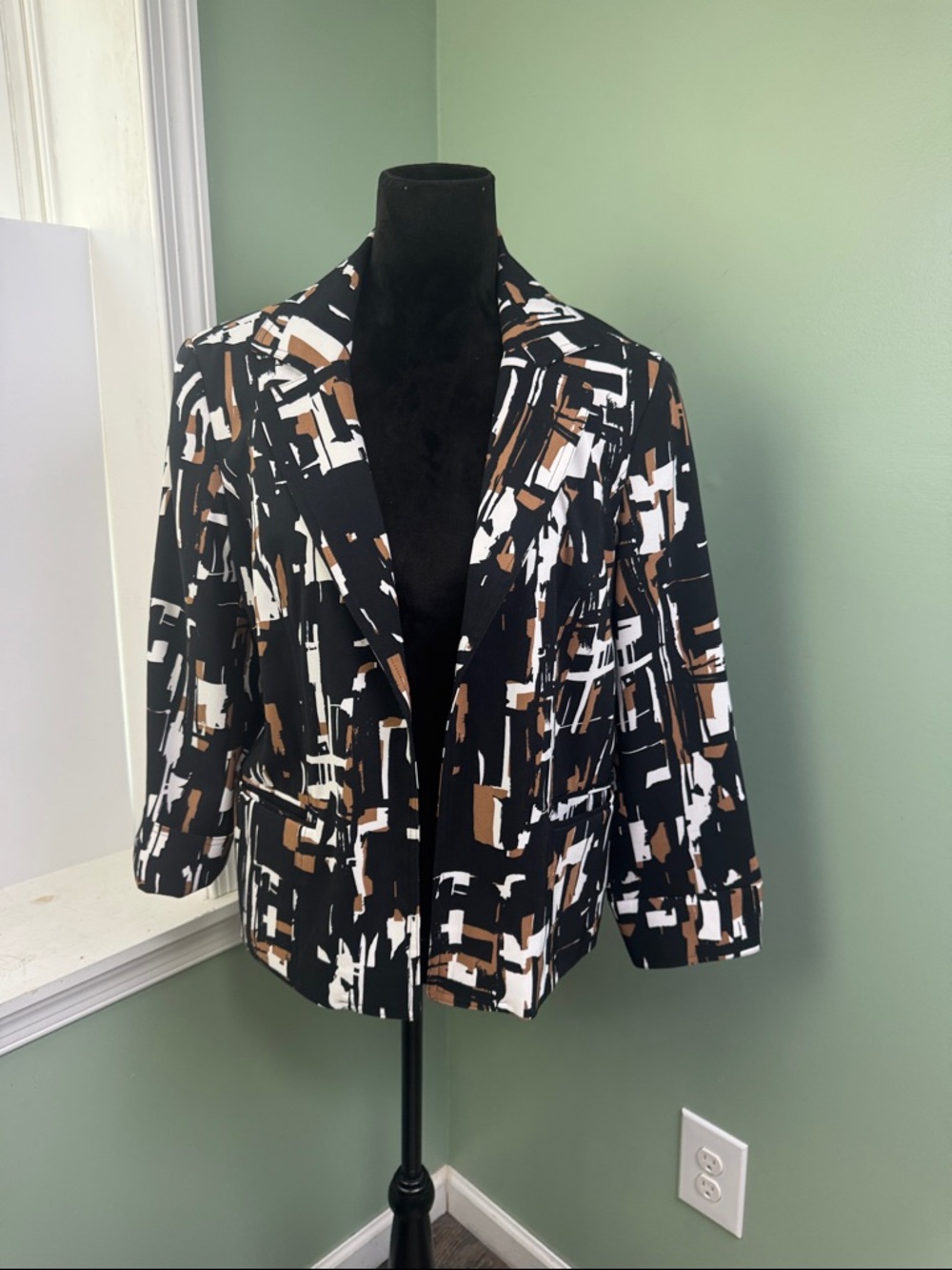 Harve Benard Abstract Print Blazer - Black, White & Brown large
